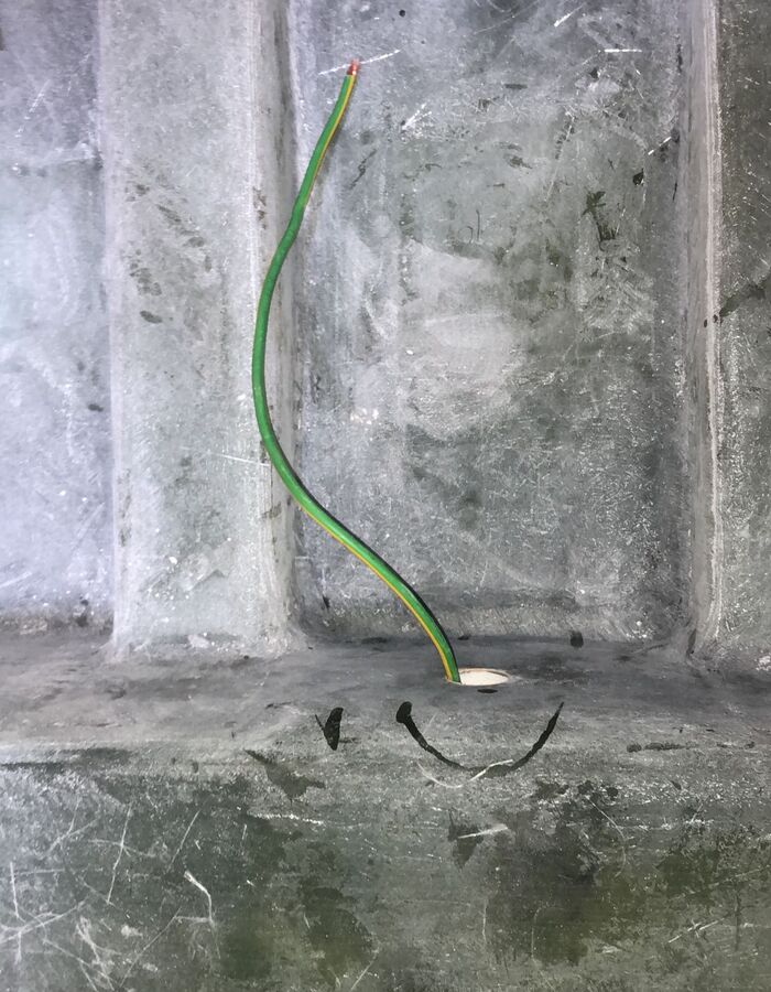 Wiederhergestellte Längsstringer in der Bodengruppe