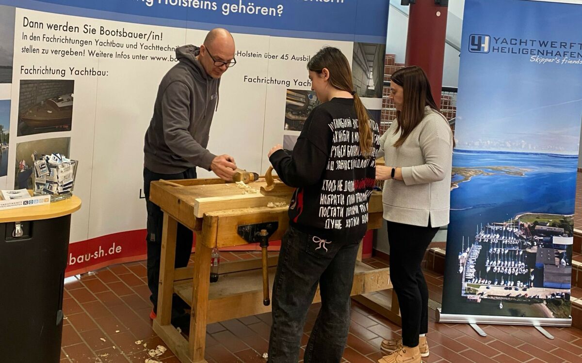 Messestand Urs und Publikum